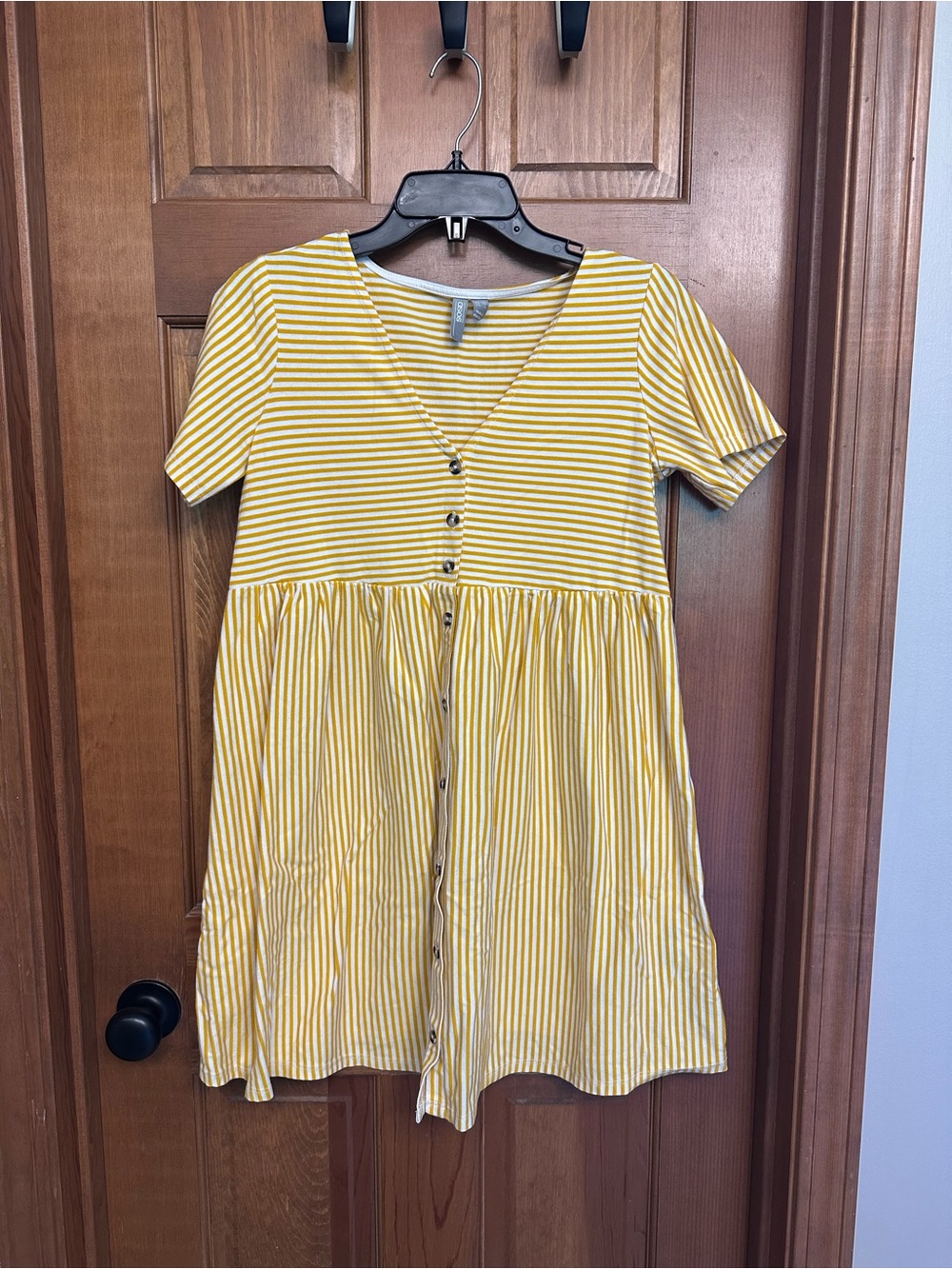 ASOS Maternity Yellow and White Striped Button-Front Dress Size 6
